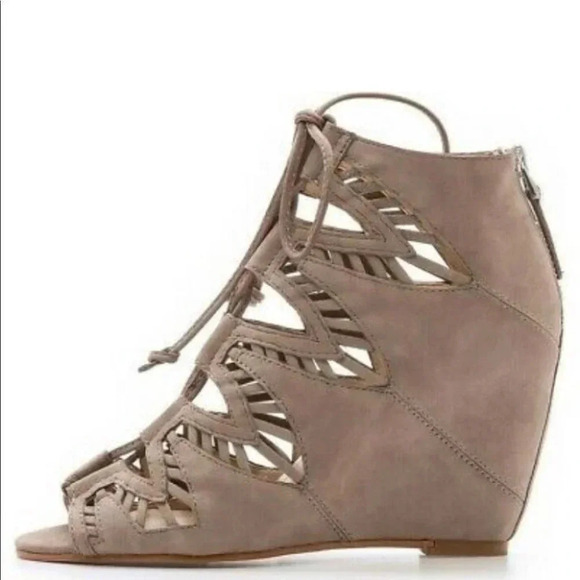 Dolce Vita Shandy Lace Uo Wedge Peep Toe Booties Taupe Nubuck - Picture 1 of 11